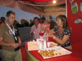 235_080903aperitivoconladeputata-allafestaunita5.jpg